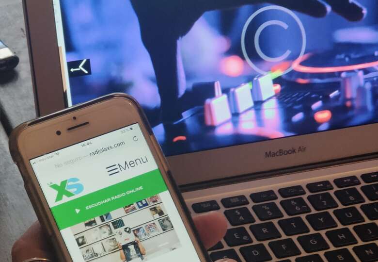 Lleva a La Xs en tu teléfono móvil, en tu ordenador, en tu smart TV, en tu coche....donde quieras...en cualquier parte del planeta donde llegue internet!